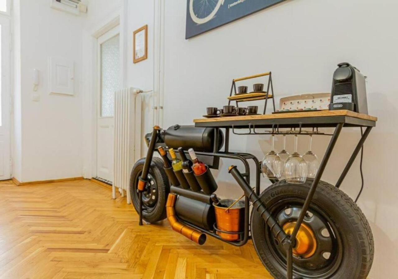 Luxury Apartment By The Famous Vaci Street Budapest Luaran gambar
